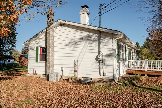 385 Fairview Circle, Winfield, NY 13491