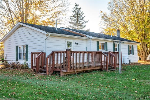 385 Fairview Circle, Winfield, NY 13491