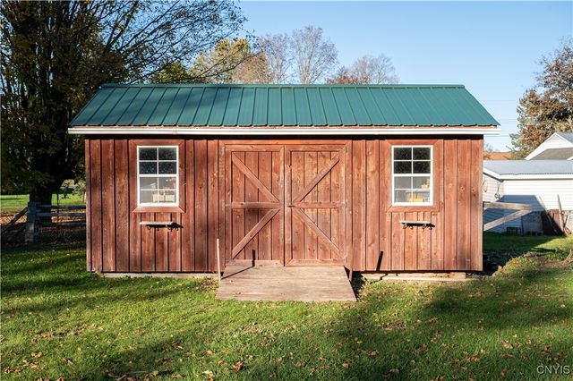 385 Fairview Circle, Winfield, NY 13491