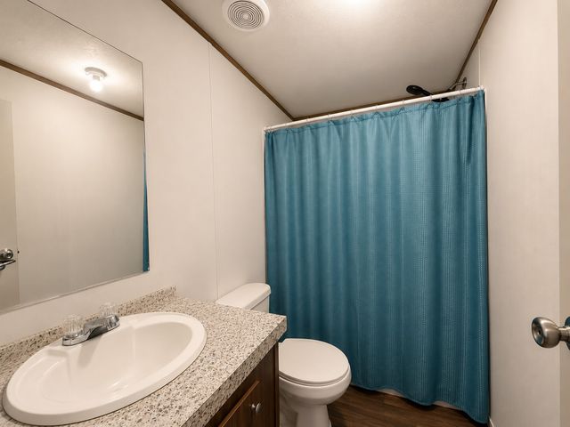8883 County Road 2075, Powell, TX 75153