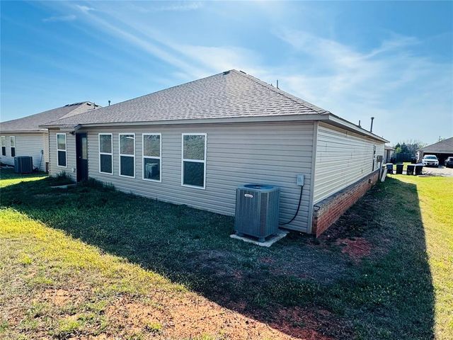 1529 Peridot Lane, Noble, OK 73068