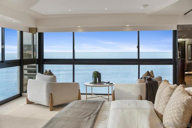 939 Coast Blvd 15E, La Jolla, CA 92037