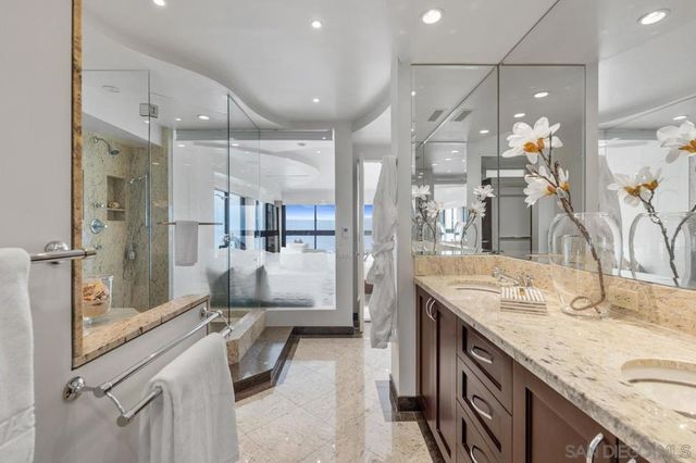 939 Coast Blvd 15E, La Jolla, CA 92037