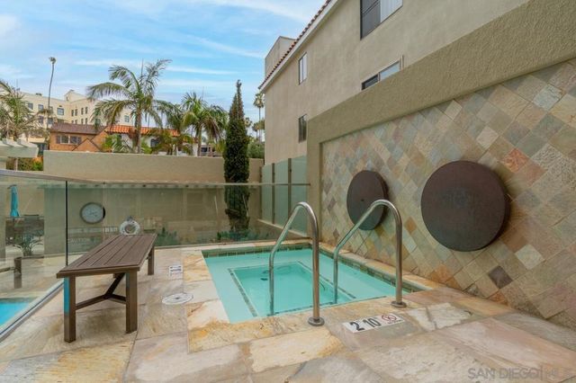 939 Coast Blvd 15E, La Jolla, CA 92037