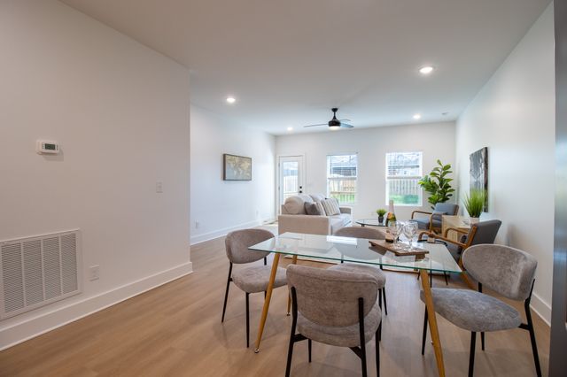 4026 University Ave B, Old Hickory, TN 37138