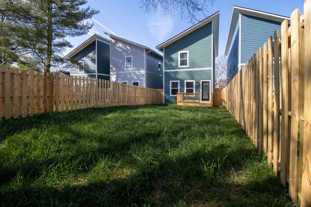 4026 University Ave B, Old Hickory, TN 37138