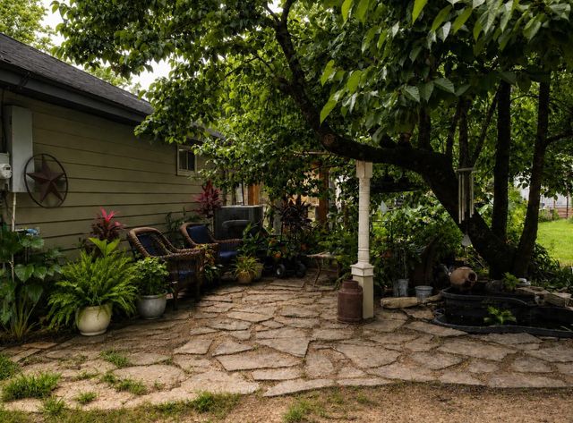 124 County Road 3185, Cleveland, TX 77327