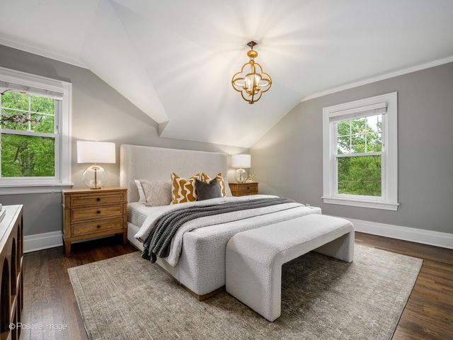 789 N Park Boulevard, Glen Ellyn, IL 60137