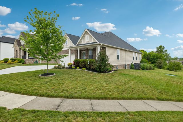 2000 Hedgelawn Dr, Lebanon, TN 37090