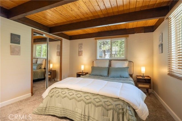 2395 Hunsaker, Running Springs, CA 92382