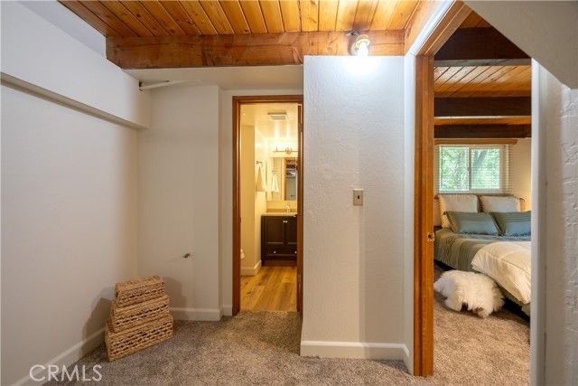 2395 Hunsaker, Running Springs, CA 92382