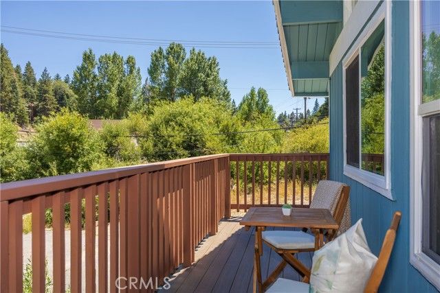 2395 Hunsaker, Running Springs, CA 92382