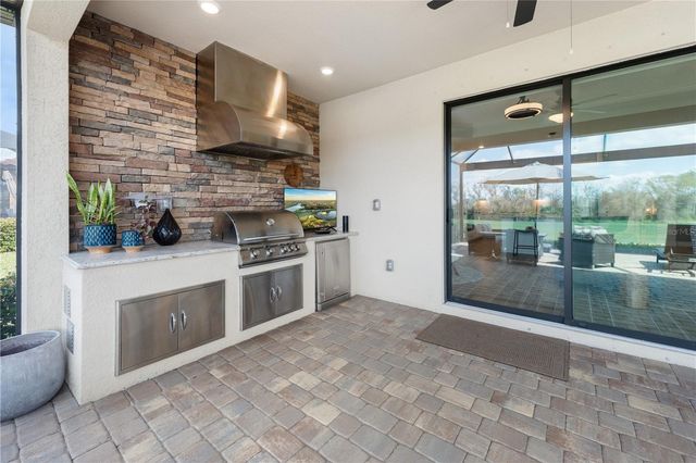 5834 BRANDON RUN, Lakewood Ranch, FL 34211