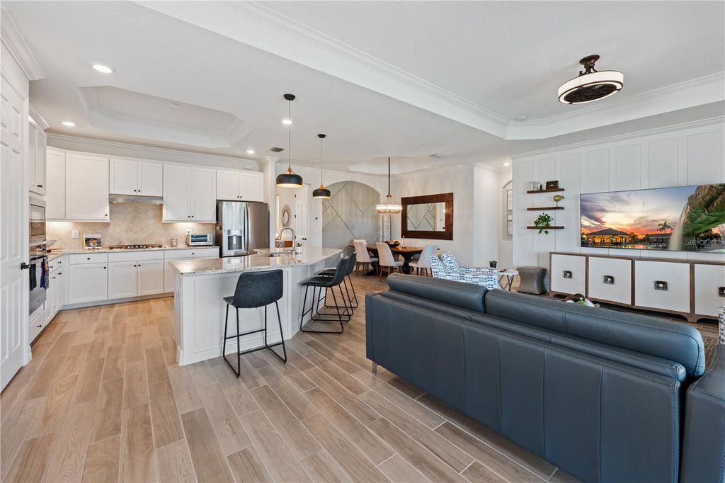 Image 13 of property listing at 5834 BRANDON RUN, Lakewood Ranch, FL 34211