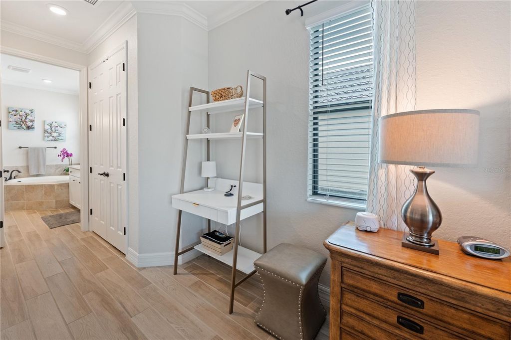 Image 24 of property listing at 5834 BRANDON RUN, Lakewood Ranch, FL 34211