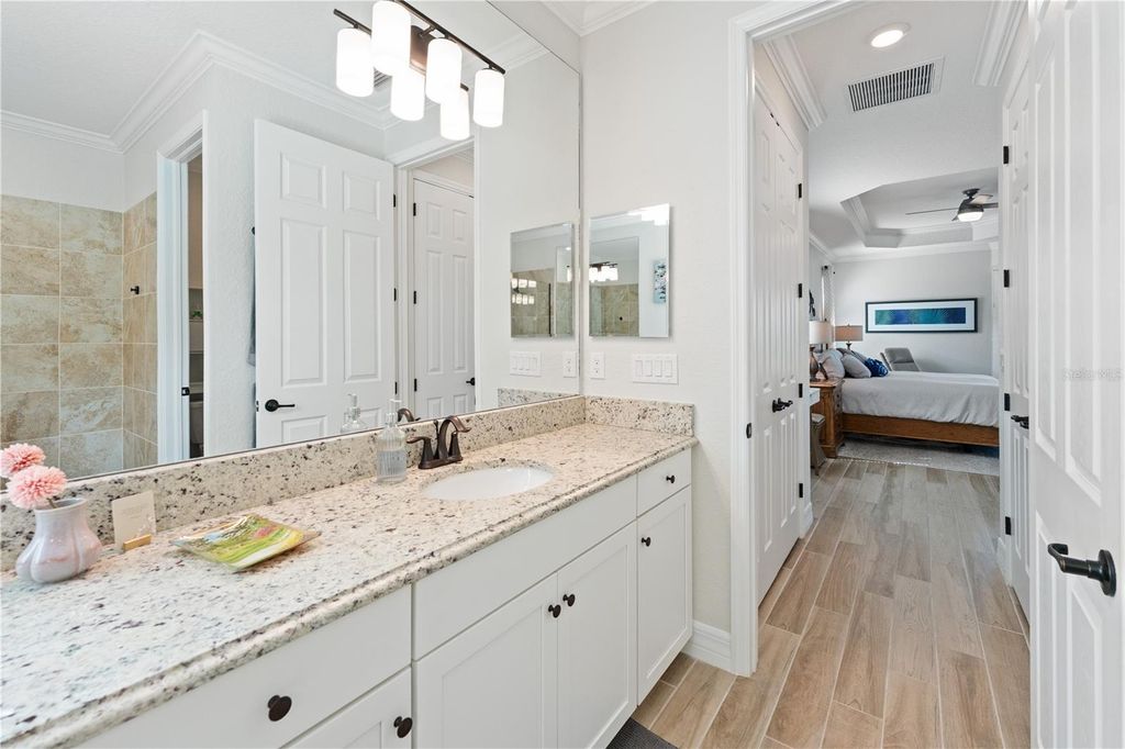 Image 27 of property listing at 5834 BRANDON RUN, Lakewood Ranch, FL 34211