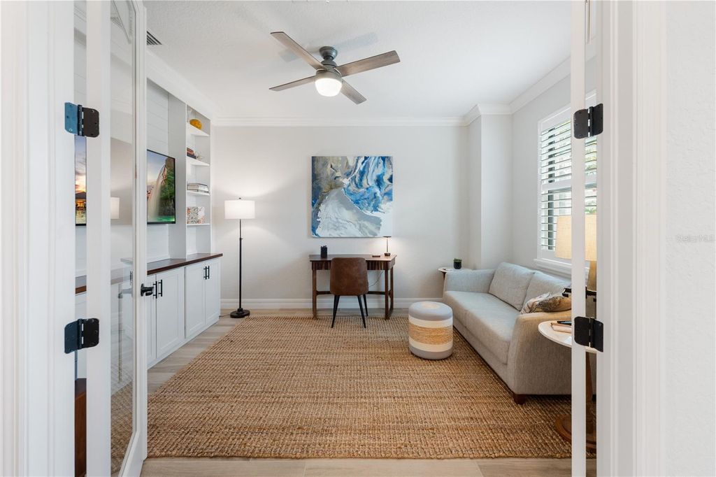 Image 5 of property listing at 5834 BRANDON RUN, Lakewood Ranch, FL 34211