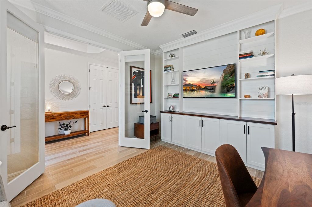 Image 7 of property listing at 5834 BRANDON RUN, Lakewood Ranch, FL 34211