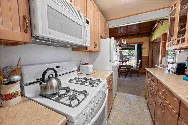 628 Bayview Road, Big Bear, CA 92315