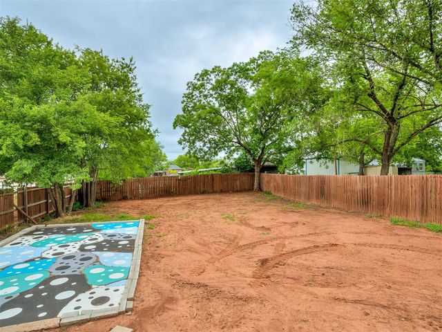 106 4th Street, Wellston, OK 74881