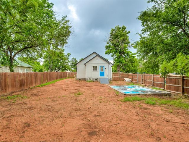 106 4th Street, Wellston, OK 74881
