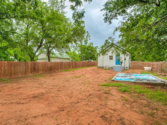 106 4th Street, Wellston, OK 74881