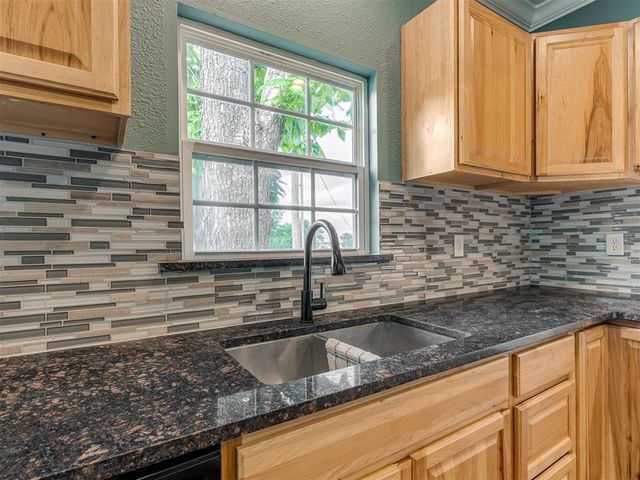 106 4th Street, Wellston, OK 74881