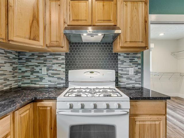 106 4th Street, Wellston, OK 74881