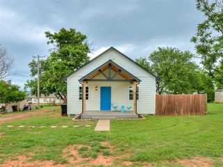 106 4th Street, Wellston, OK 74881