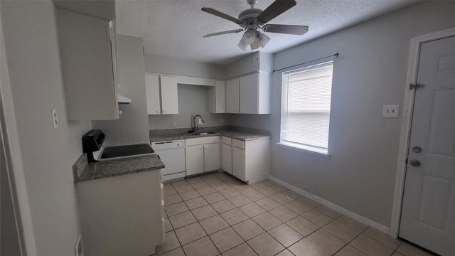 4716 Old Benbrook Road, Fort Worth, TX 76116