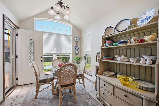 300 Ramsey Court, Norman, OK 73072