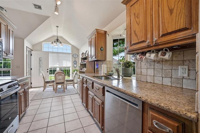 300 Ramsey Court, Norman, OK 73072