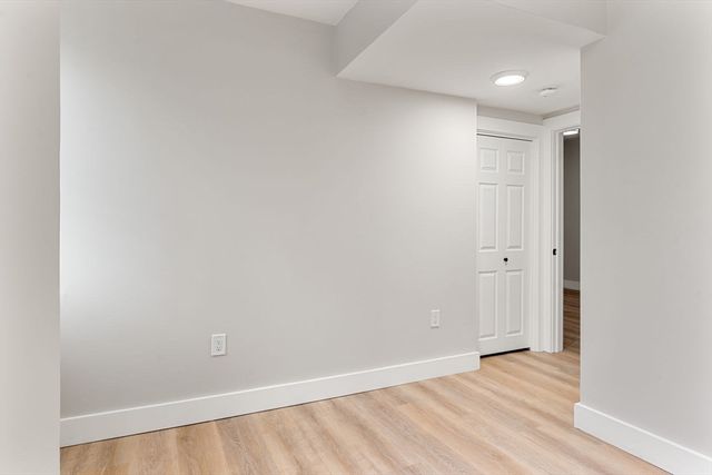 17 M St G, Boston, MA 02127