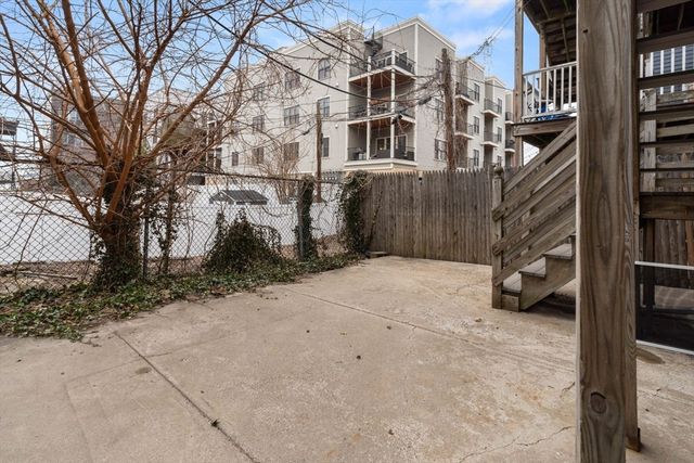 17 M St G, Boston, MA 02127