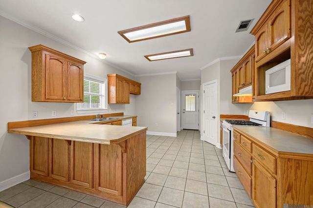 30384 Blue Heron, Denham Springs, LA 70726