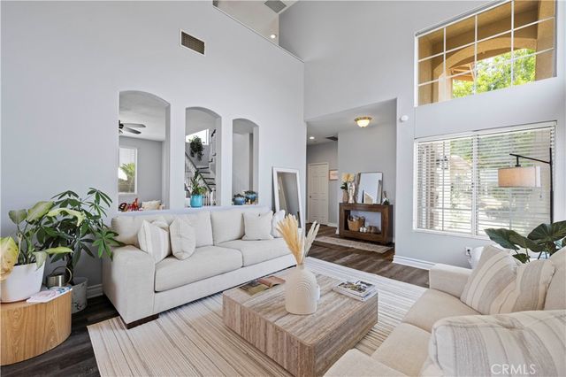 28345 Nicholas, Saugus, CA 91350
