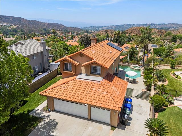 28345 Nicholas, Saugus, CA 91350