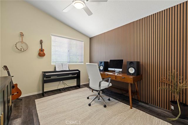 28345 Nicholas, Saugus, CA 91350