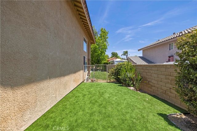 28345 Nicholas, Saugus, CA 91350