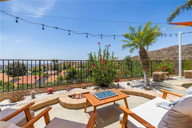 28345 Nicholas, Saugus, CA 91350