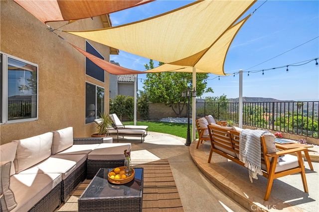 28345 Nicholas, Saugus, CA 91350