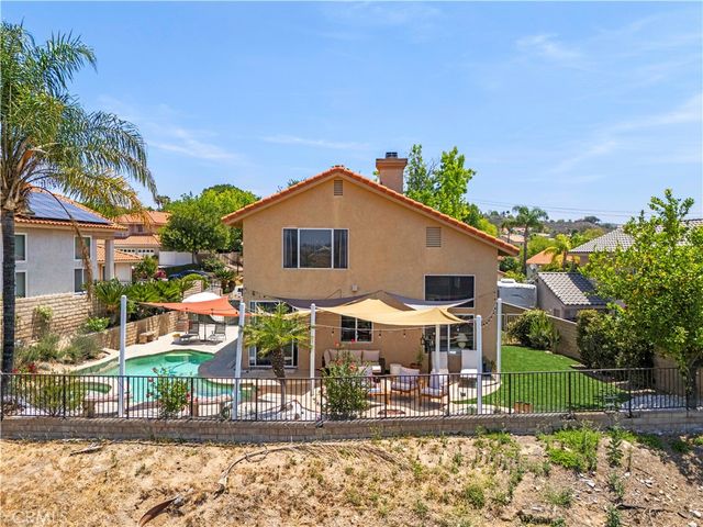 28345 Nicholas, Saugus, CA 91350