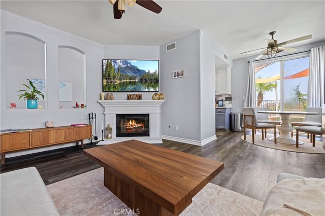 28345 Nicholas, Saugus, CA 91350