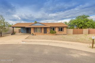 9170 N Rock Dove Place, Tucson, AZ 85742