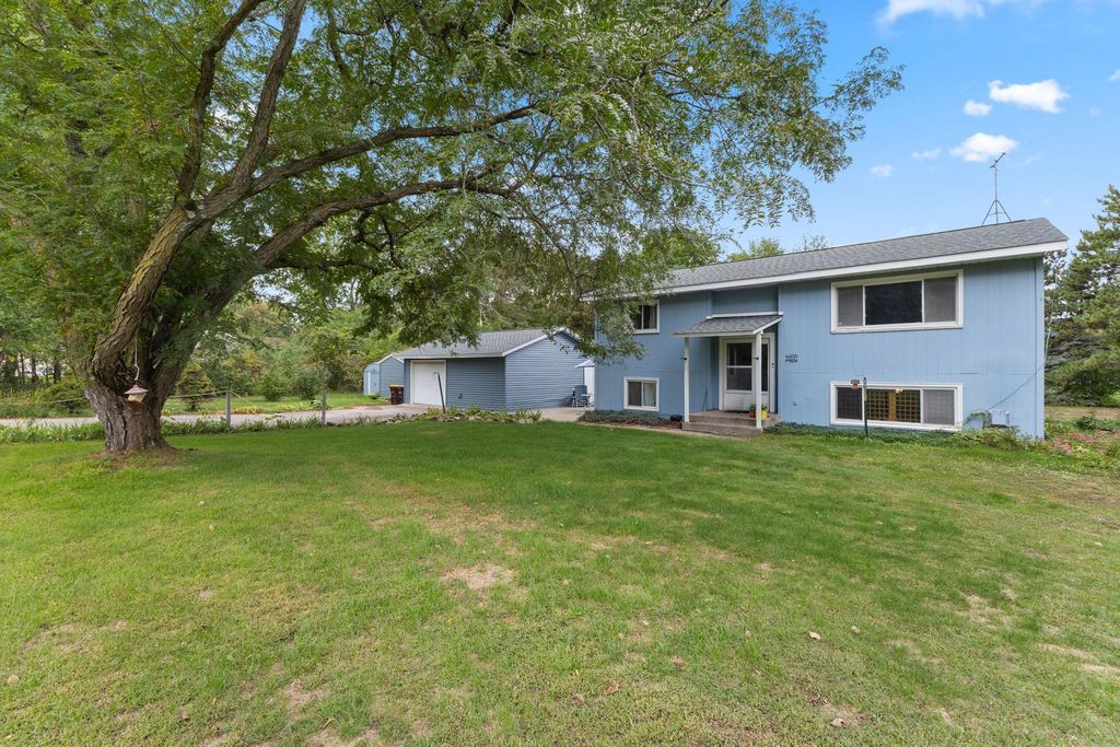 20091 Red Wing Boulevard, Hastings, MN 55033 — exterior