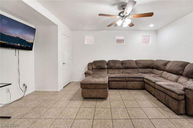 9132 Gabardine Avenue, Las Vegas, NV 89149