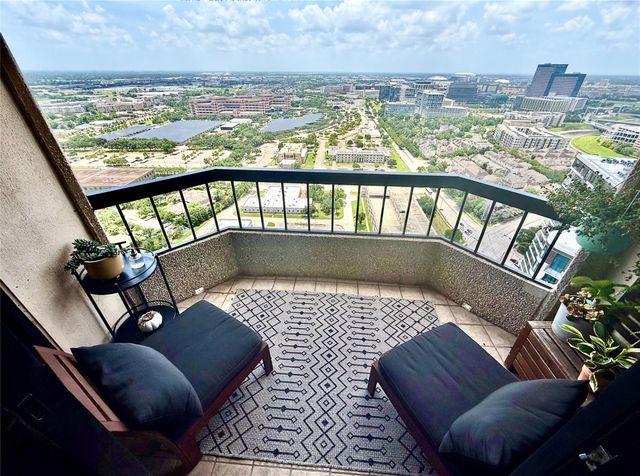 2001 Holcombe Boulevard 3303, Houston, TX 77030