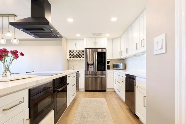 2001 Holcombe Boulevard 3303, Houston, TX 77030