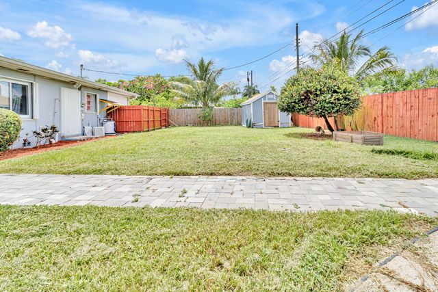 4171 Waterway Drive, Lake Worth, FL 33461