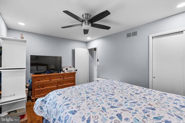 9711 MAGLEDT RD, Parkville, MD 21234
